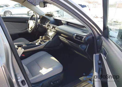 2016 Lexus Is 300 из США, поврежденный, VIN JTHCM1D25G5006357